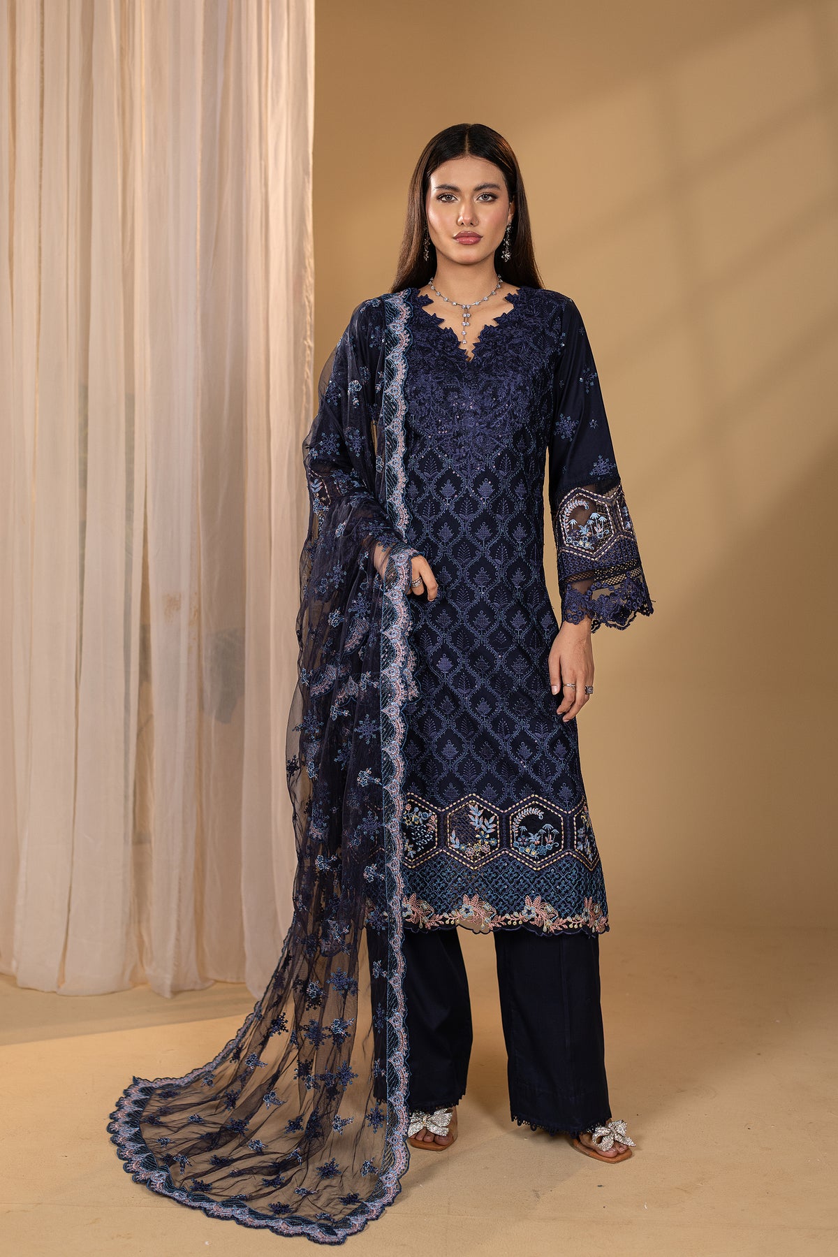 YARA - 3PC EMBROIDERED OUTFIT - Henna Mehndi