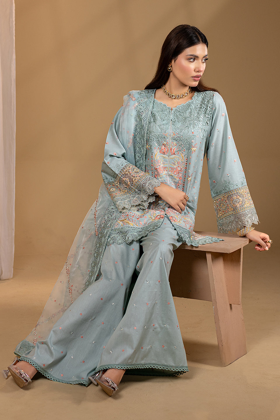 HEZLIN - 3PC EMBROIDERED OUTFIT - Henna Mehndi