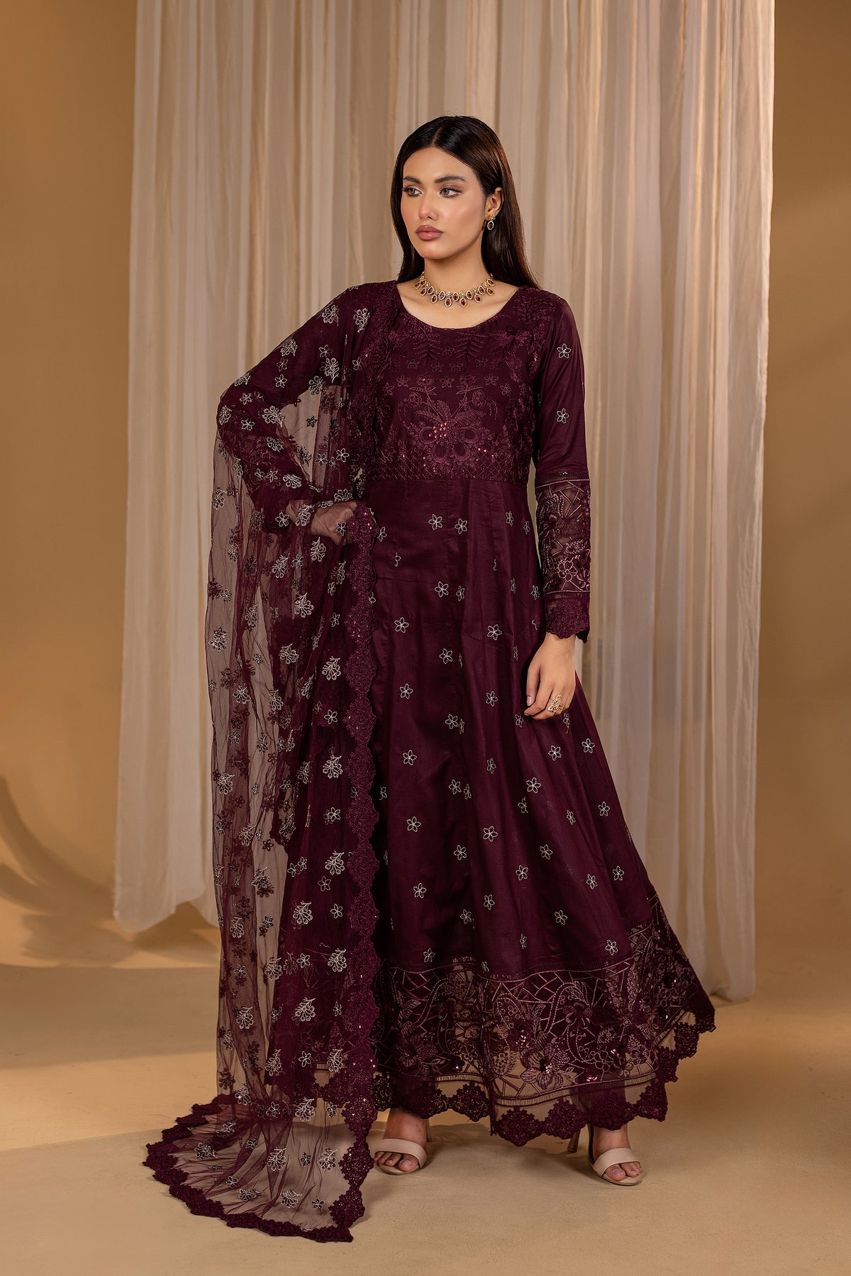 SOHAN - 3PC EMBROIDERED OUTFIT - Henna Mehndi