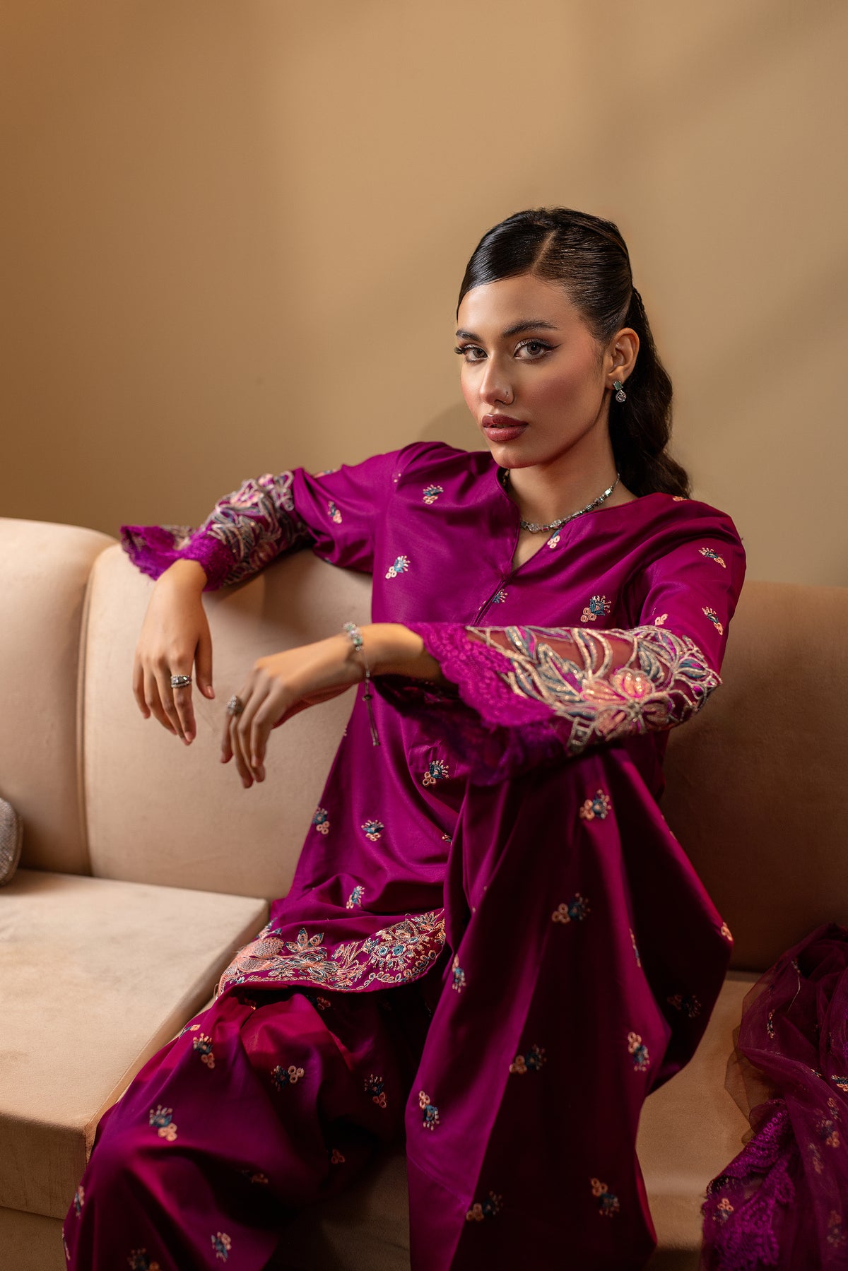 HAYZEN - 3PC EMBROIDERED OUTFIT - Henna Mehndi