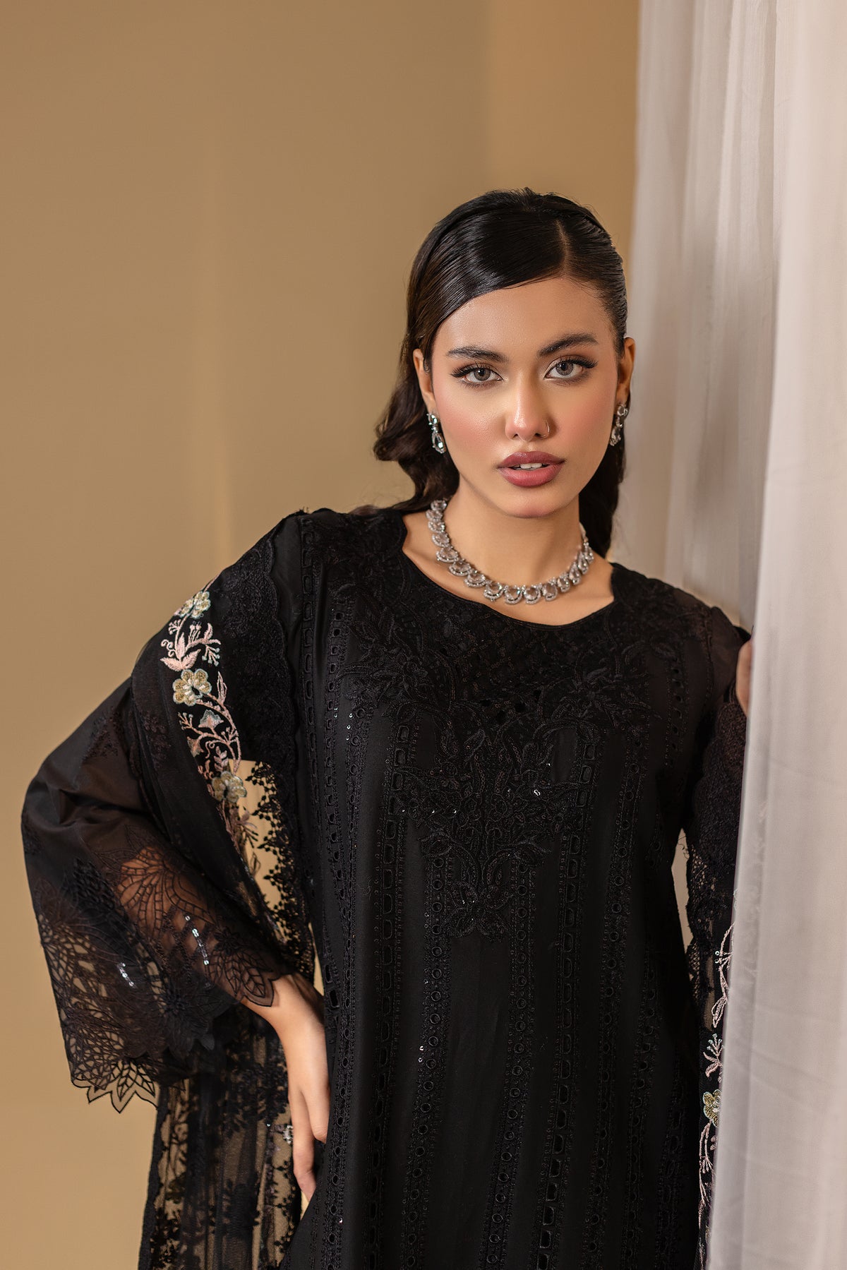 NIHAL - 3PC EMBROIDERED OUTFIT - Henna Mehndi