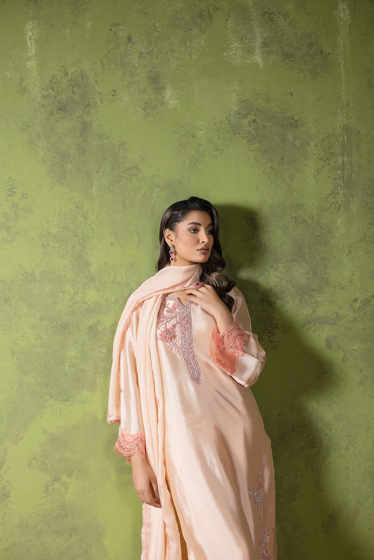 Azrina - Henna Mehndi