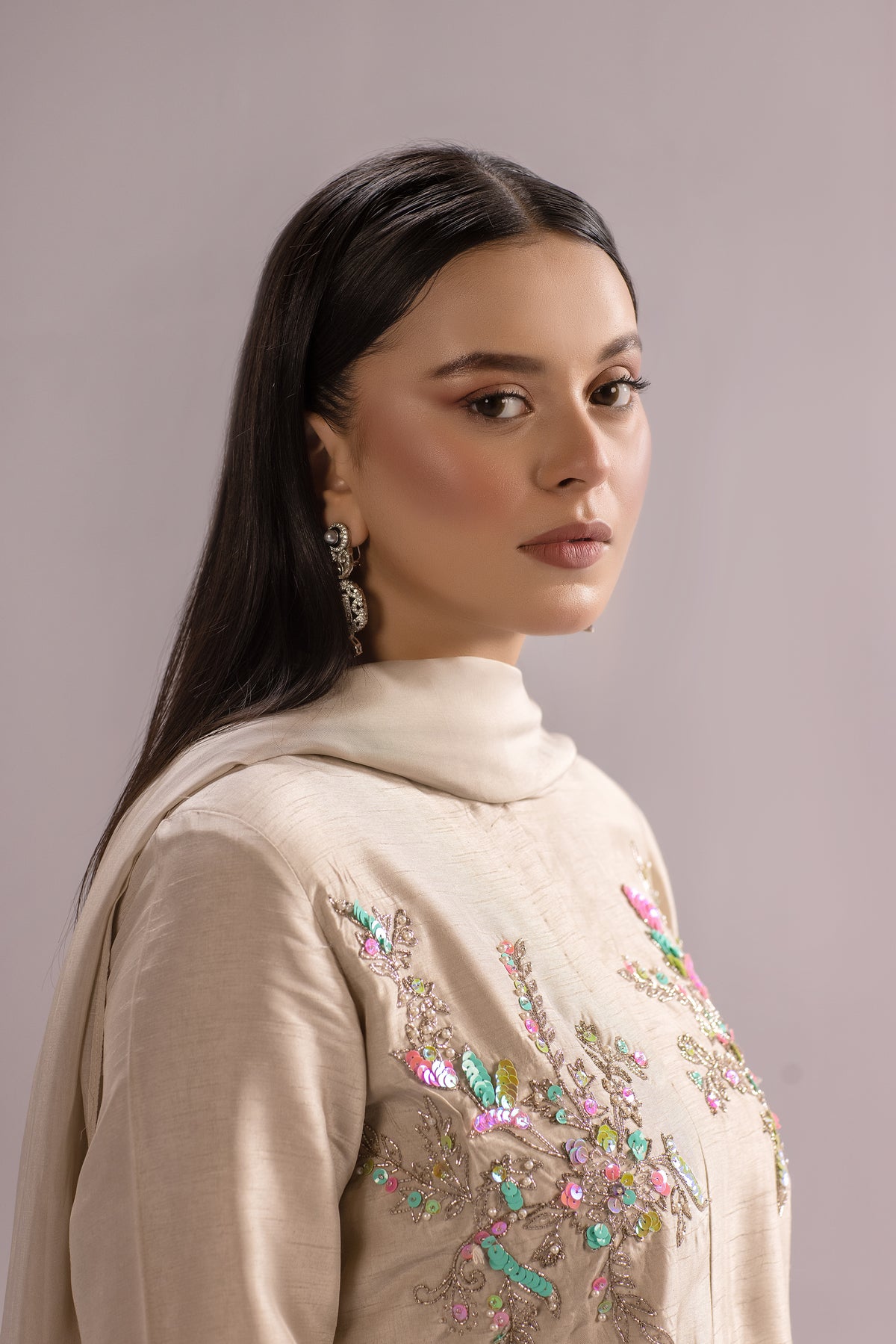 Ella - Henna Mehndi