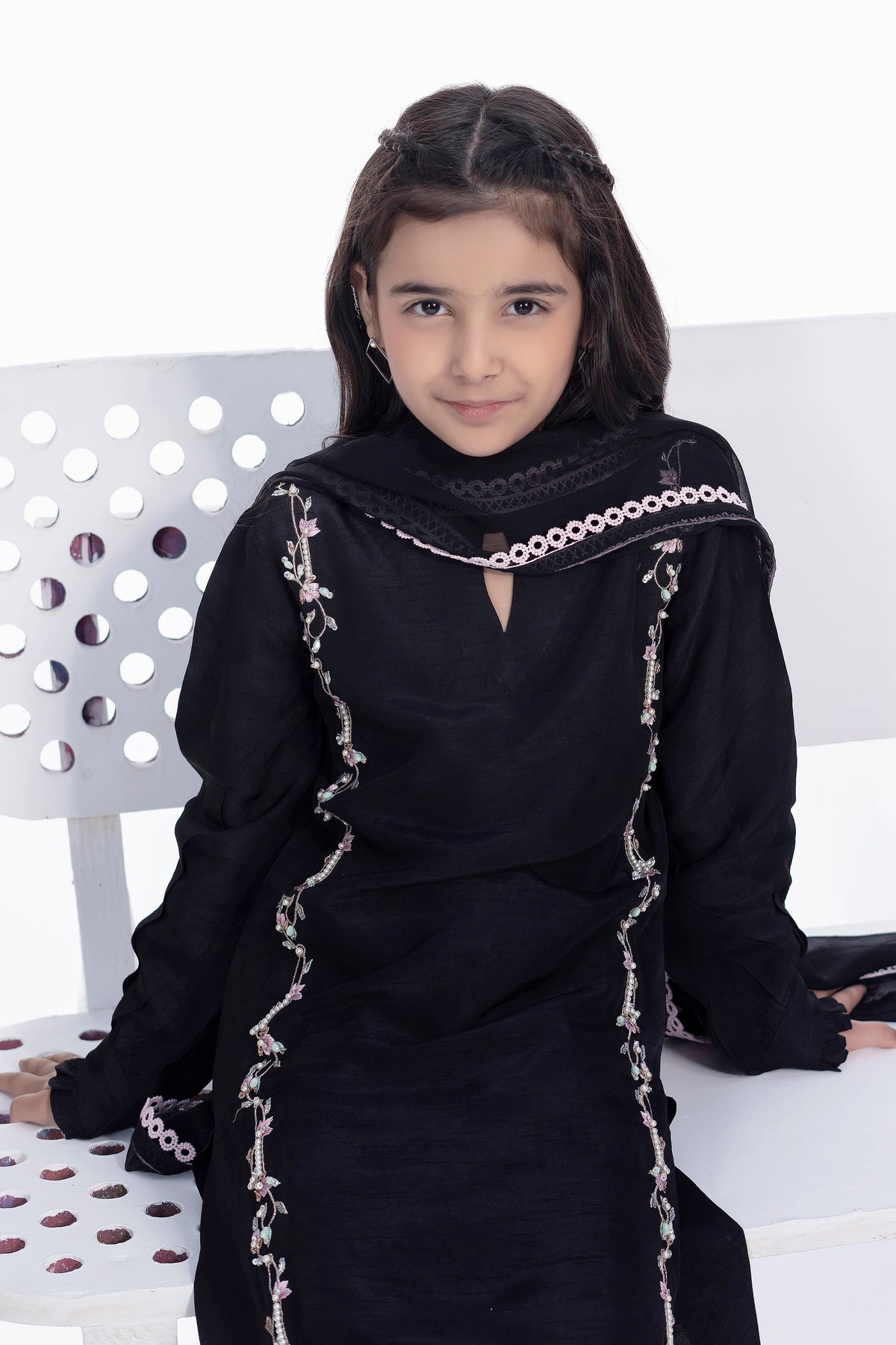 Miray - Henna Mehndi