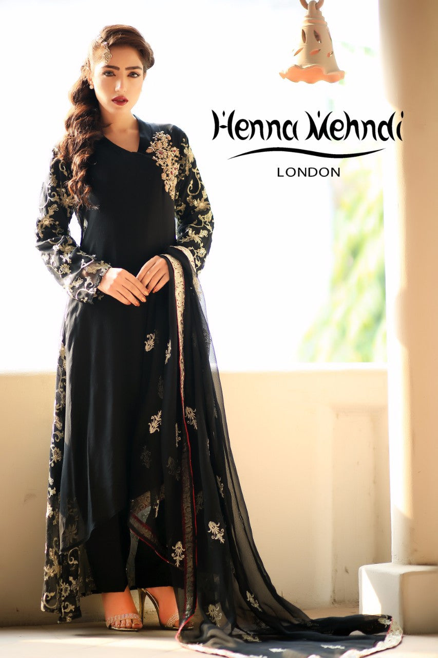 Black Diamante Embroidered Outfit Henna Mehndi