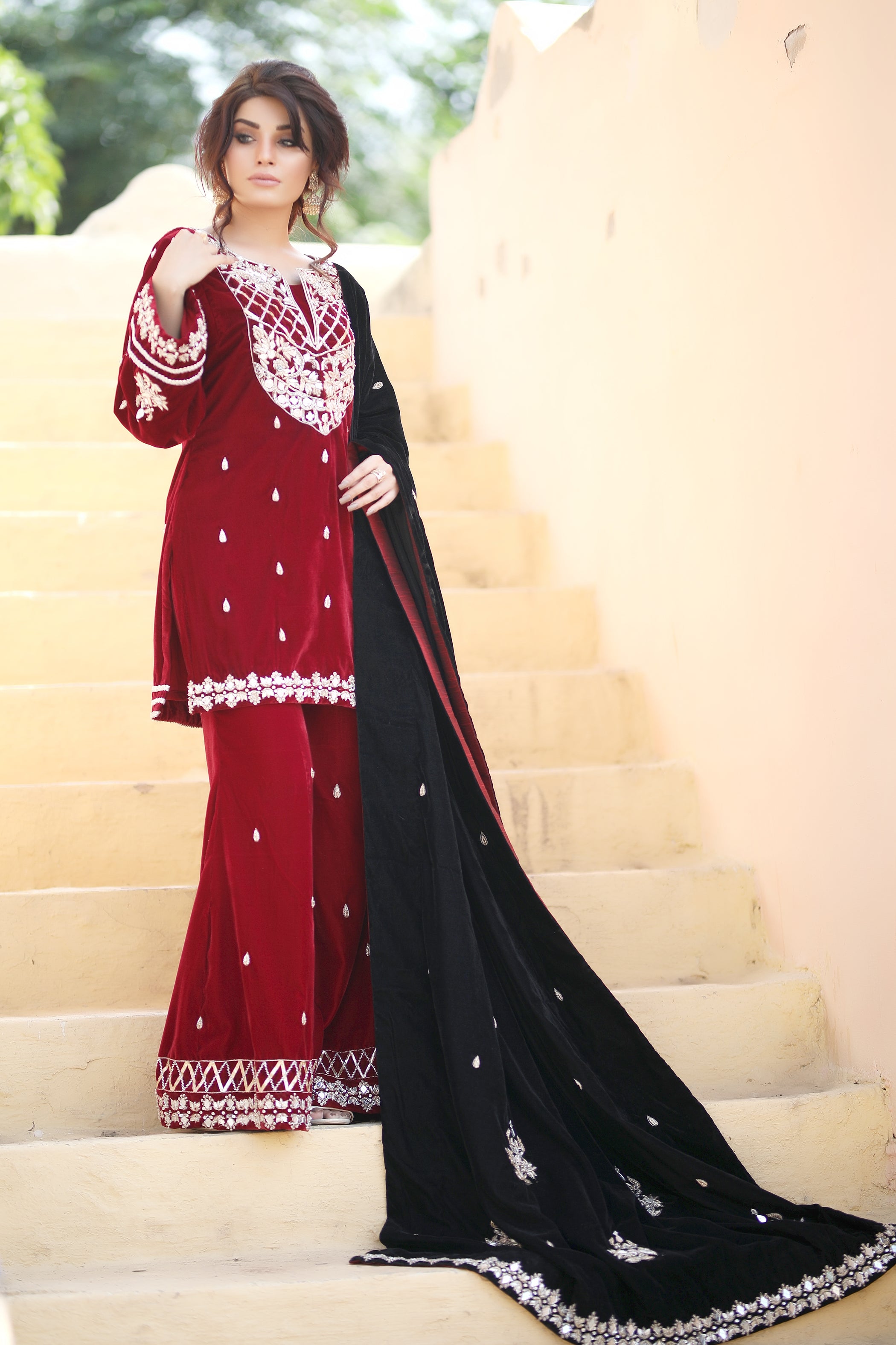 Scarlet Passion - Henna Mehndi