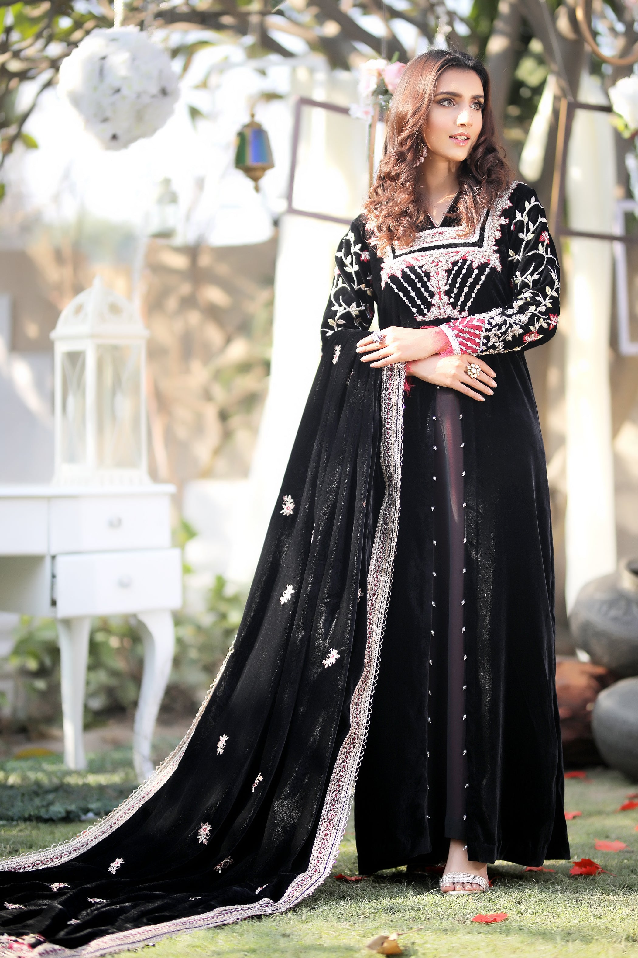 Regal Charm
