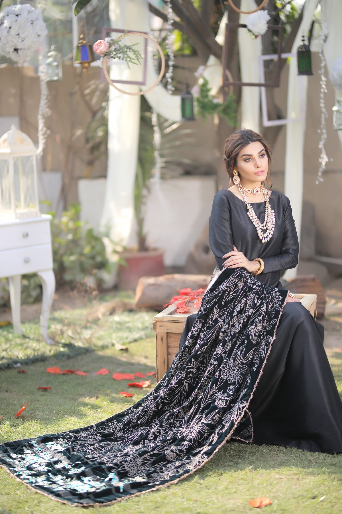 Midnight Charme - Henna Mehndi
