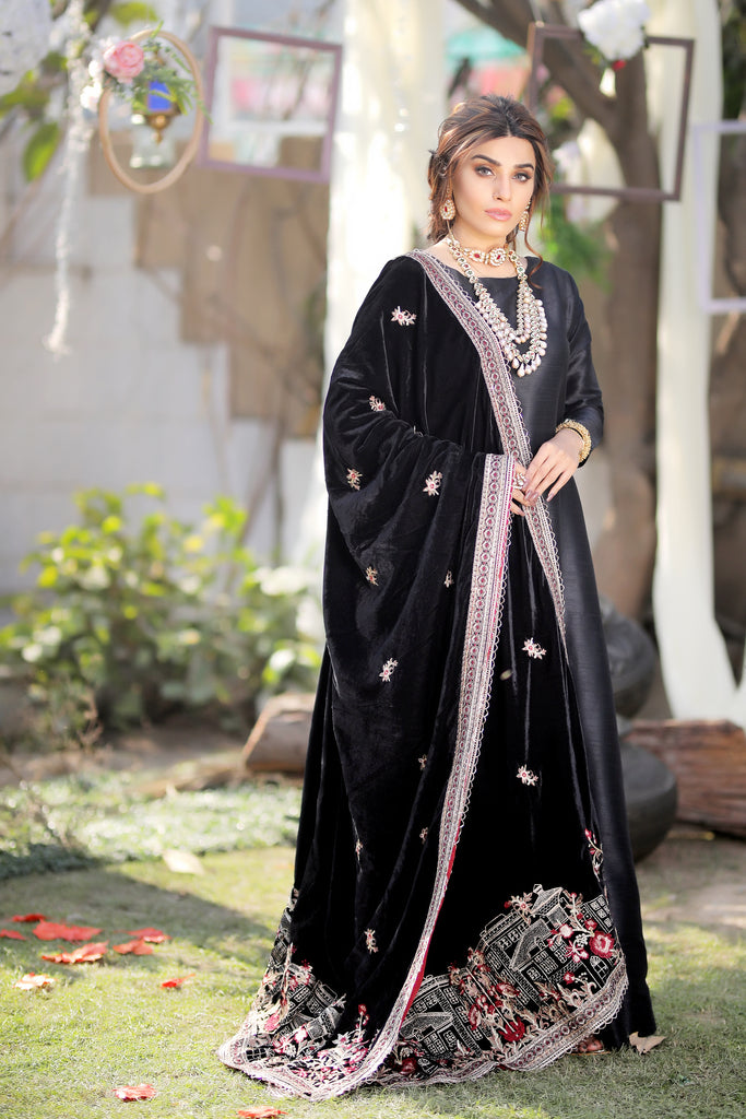 Vogue Tale - Shawl